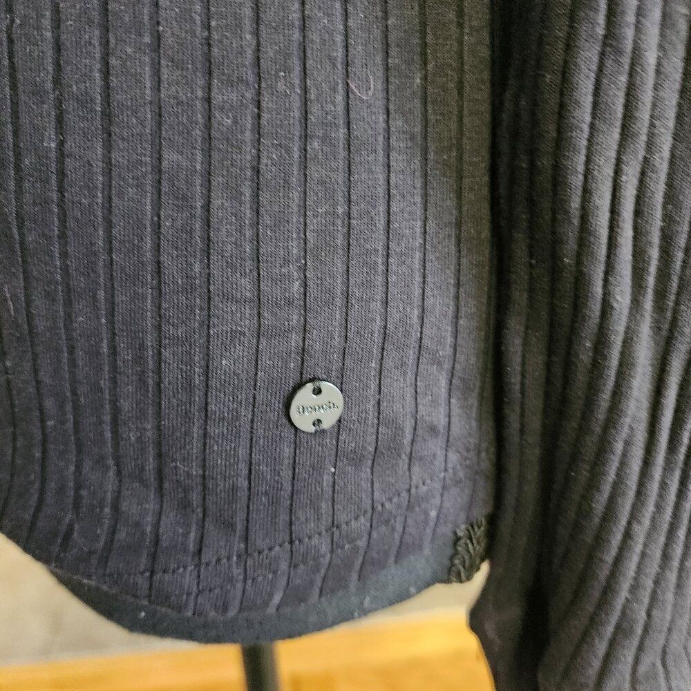 Bench Turtleneck Sweater With Logo Metal NWT - Picture 5 of 6